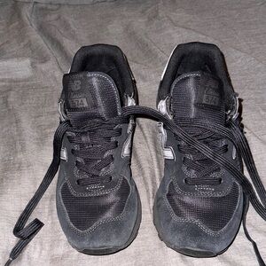 New Balance Men's Charcoal Sneakers